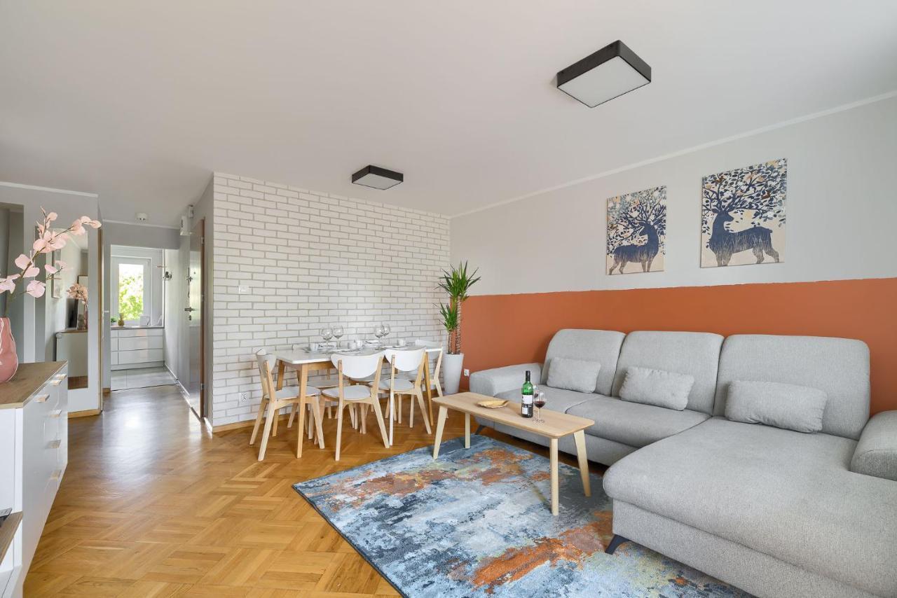 Apartment Family Center Spot